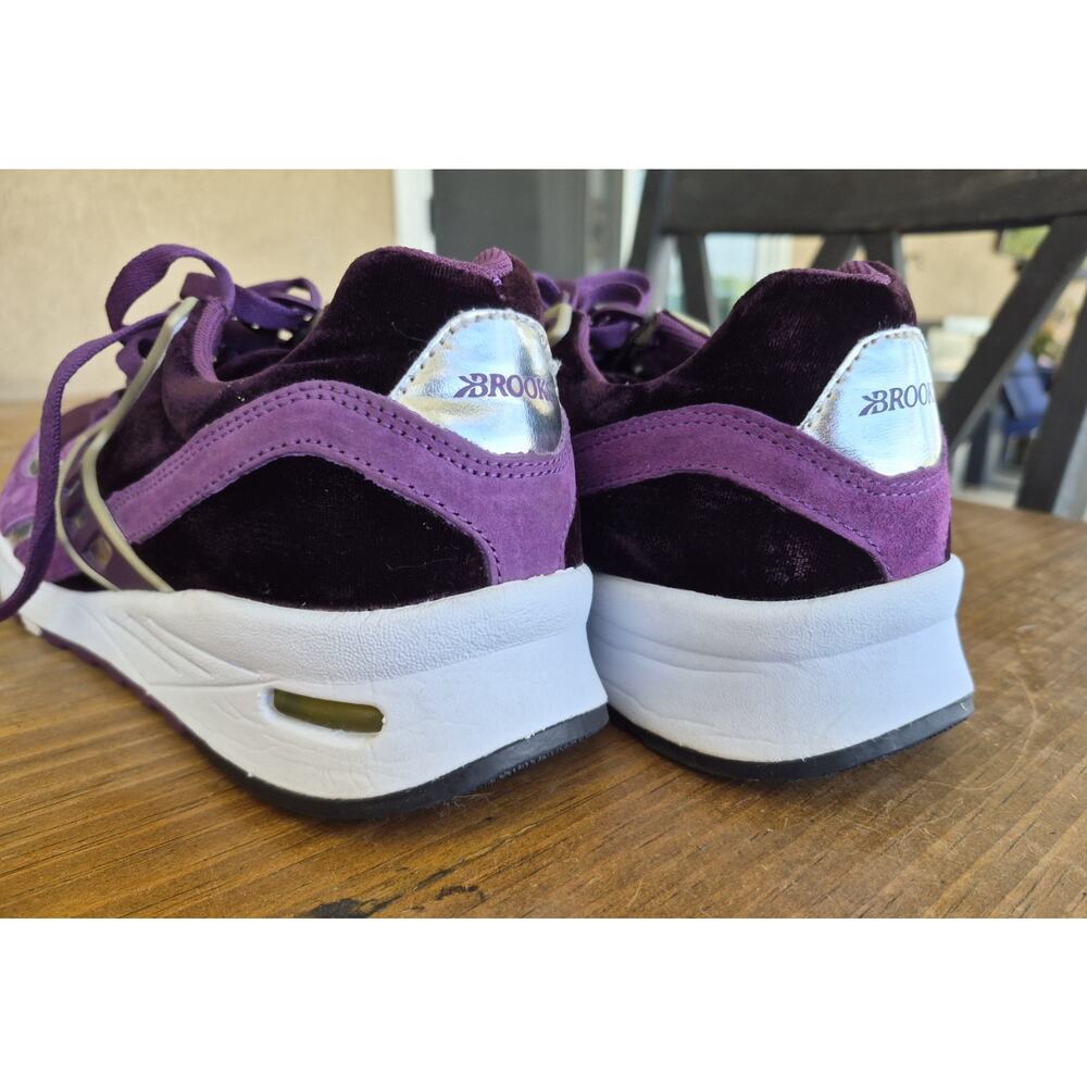 Brooks Purple and Black Women's Sneakers - Picture 9 of 14